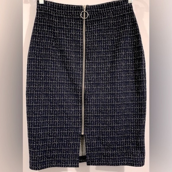 Excellent Condition, Maeve Navy & White Tweed Pencil Skirt w/ Back Zip, Sz Small - Picture 2 of 8